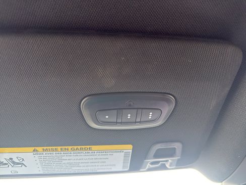 Used 2024 Jeep Grand Cherokee Limited image 24