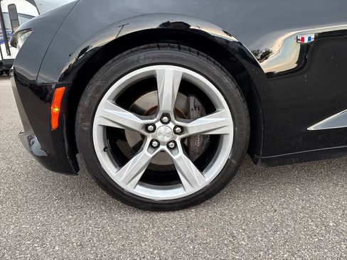 Used 2016 Chevrolet Camaro SS RWD image 24