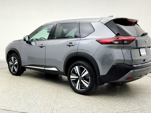 Used 2023 Nissan Rogue SL image 7