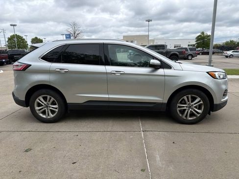 Used 2019 Ford Edge SEL image 6