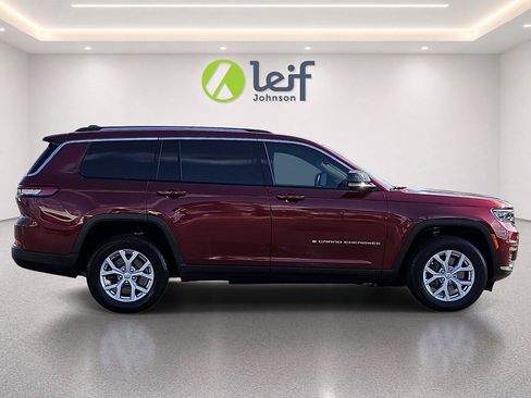 Used 2022 Jeep Grand Cherokee L Limited AWD/4WD image 7
