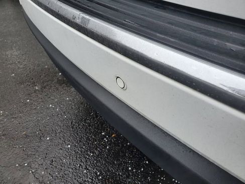 Used 2020 Jeep Grand Cherokee Limited w/ Luxury Group II image 9