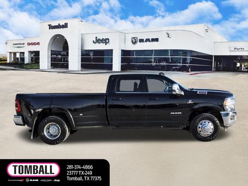 Used 2024 RAM 3500 Limited w/ Towing Technology Group AWD/4WD image 8