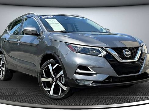 Used 2022 Nissan Rogue Sport SL w/ Premium Package AWD/4WD image 3