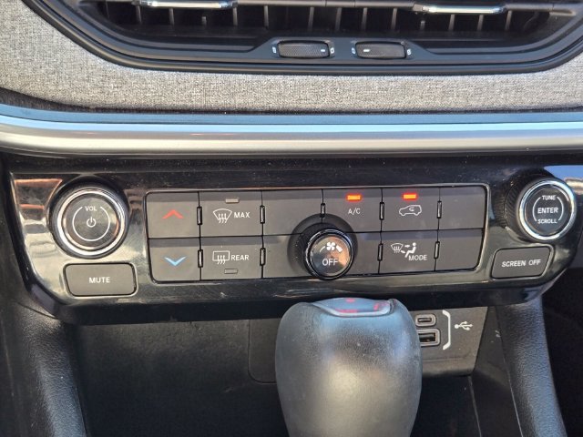 Used 2024 Jeep Compass Latitude AWD/4WD image 28