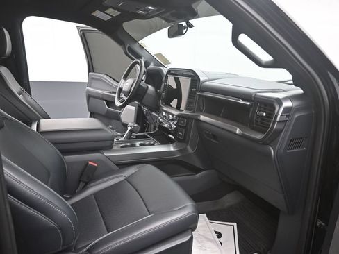 Used 2025 Ford F150 Lariat w/ Equipment Group 501A Mid AWD/4WD image 24