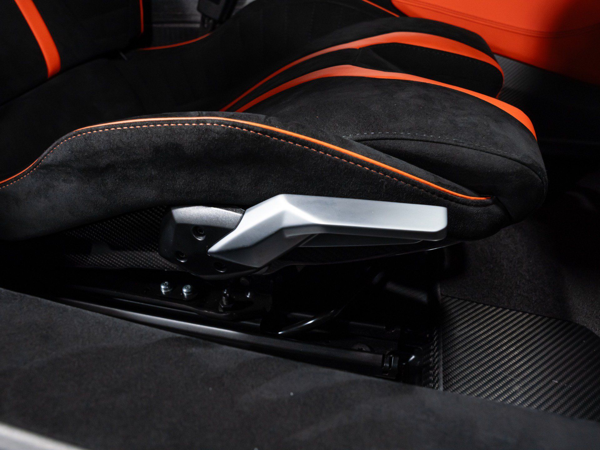 Used 2024 Lamborghini Huracan STO RWD image 86