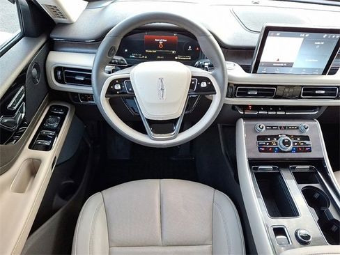 Certified 2024 Lincoln Aviator Reserve w/ Elements Package Plus image 14