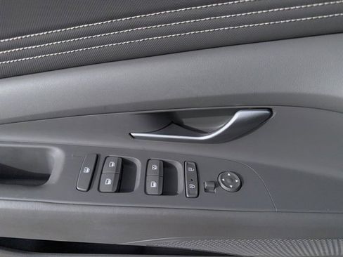 Used 2022 Hyundai Elantra SEL w/ Convenience Package image 28