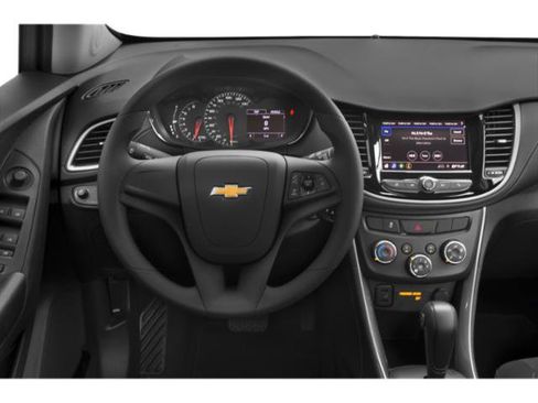 Used 2020 Chevrolet Trax LS FWD image 10