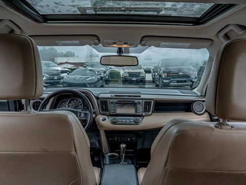 Used 2013 Toyota RAV4 Limited image 34