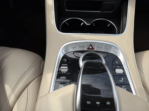 Certified 2020 Mercedes-Benz S 560 4MATIC Sedan image 29