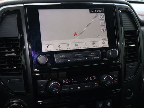 Used 2021 Nissan Titan PRO-4X w/ Pro-4x Convenience Package image 32