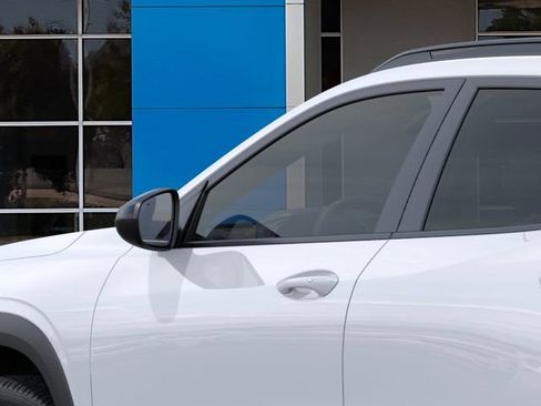 New 2026 Chevrolet Trax RS w/ Sunroof Package FWD image 12