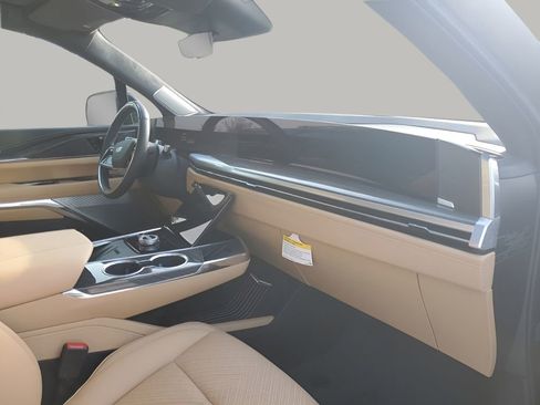 New 2026 Cadillac Escalade IQL Sport 2 AWD/4WD image 17