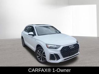 Used 2024 Audi Q5 2.0T Premium w/ Convenience Package AWD/4WD video 1