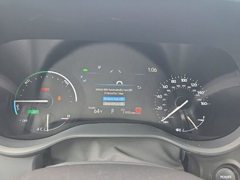 Used 2025 Toyota Sienna XLE image 26