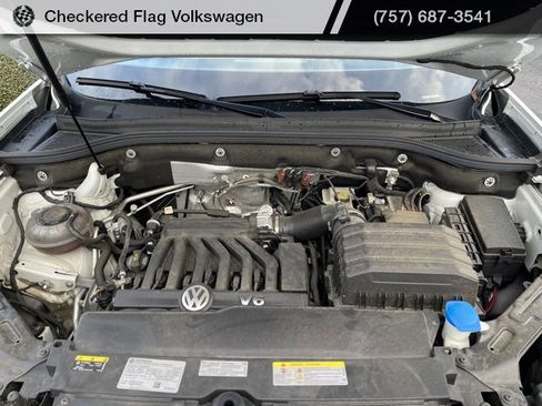 Used 2022 Volkswagen Atlas Cross Sport SE image 13