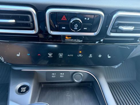 New 2026 Nissan Sentra SV w/ SV Convenience Package FWD image 15