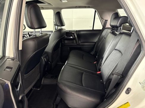 Used 2024 Toyota 4Runner TRD Off-Road Premium w/ Moonroof Package AWD/4WD image 24