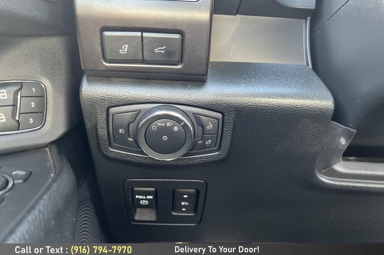 Used 2019 Ford Expedition Max Limited w/ Special Edition Package AWD/4WD image 30