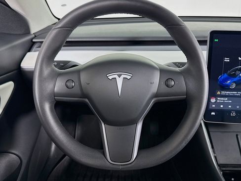 Used 2020 Tesla Model 3 Long Range image 17