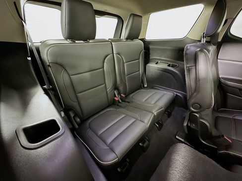 Used 2019 GMC Acadia Denali w/ Technology Package image 43