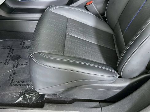 Used 2024 Cadillac Lyriq Sport RWD image 17