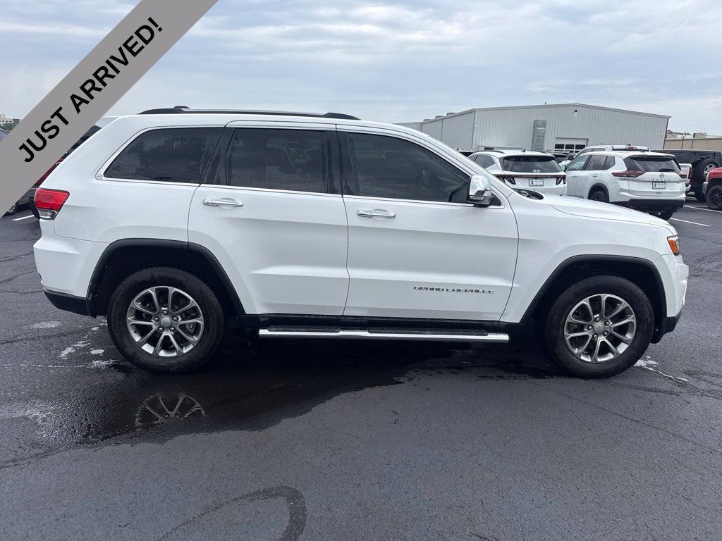 Used 2014 Jeep Grand Cherokee Limited w/ Luxury Group II AWD/4WD image 4