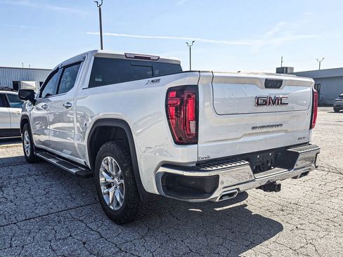 Used 2021 GMC Sierra 1500 SLT w/ SLT Premium Plus Package AWD/4WD image 4