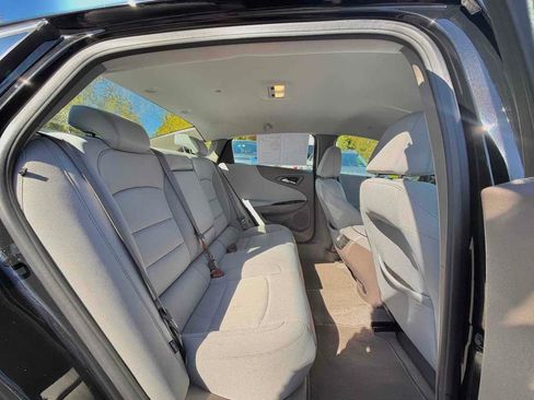 Used 2020 Chevrolet Malibu LT image 18