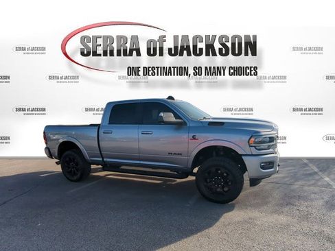 Used 2022 RAM 2500 Laramie w/ Night Edition image 10