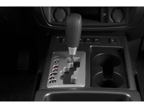 Used 2015 Nissan Armada Platinum w/ 2nd Row Captain Seat Package RWD image 10
