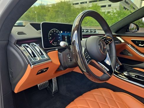 Used 2023 Mercedes-Benz S 580 4MATIC Sedan image 10