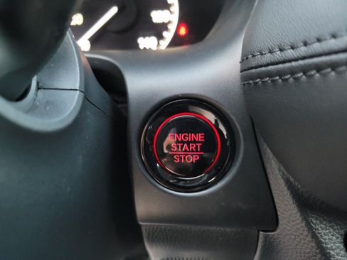 Used 2023 Honda HR-V LX image 37
