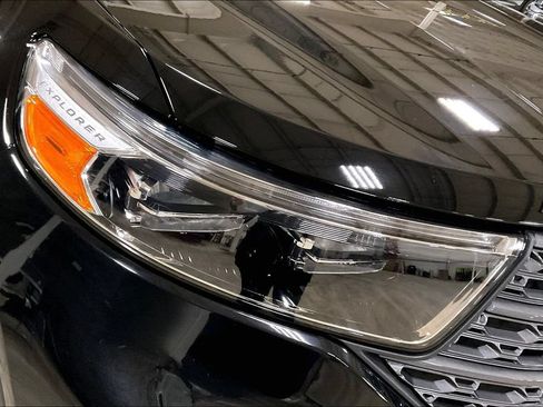 Certified 2024 Ford Explorer XLT w/ Equipment Group 202A AWD/4WD image 28