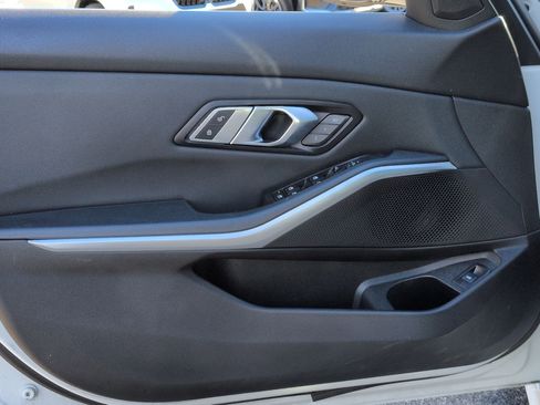 Used 2020 BMW 330i Sedan w/ Convenience Package image 14