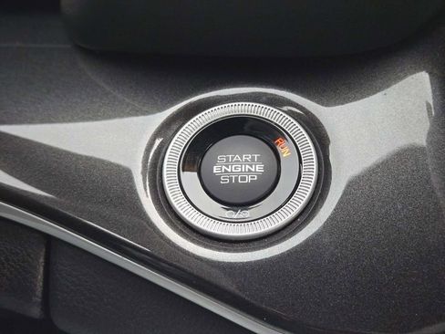 Used 2023 Jeep Grand Cherokee Altitude image 30