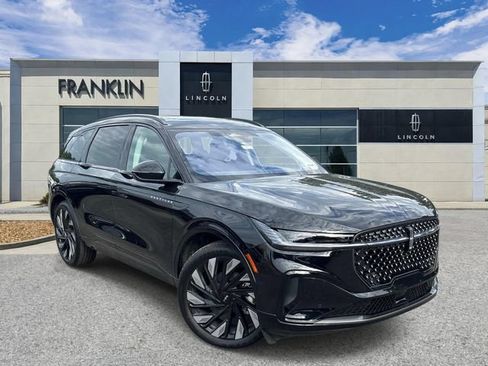 New 2026 Lincoln Nautilus Reserve w/ Jet Appearance Package AWD/4WD image 1