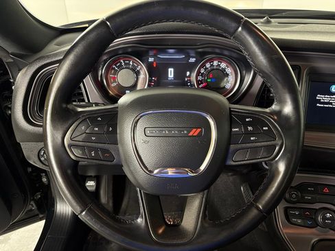 Used 2023 Dodge Challenger SXT RWD image 20