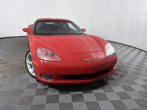Used 2007 Chevrolet Corvette Coupe w/ Preferred Equipment Group image 1