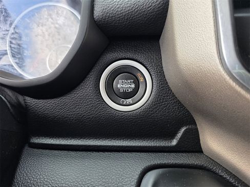 Used 2024 RAM 2500 Laramie w/ Protection Group image 25