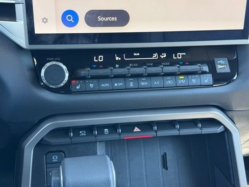Certified 2025 Toyota Sequoia Limited AWD/4WD image 27