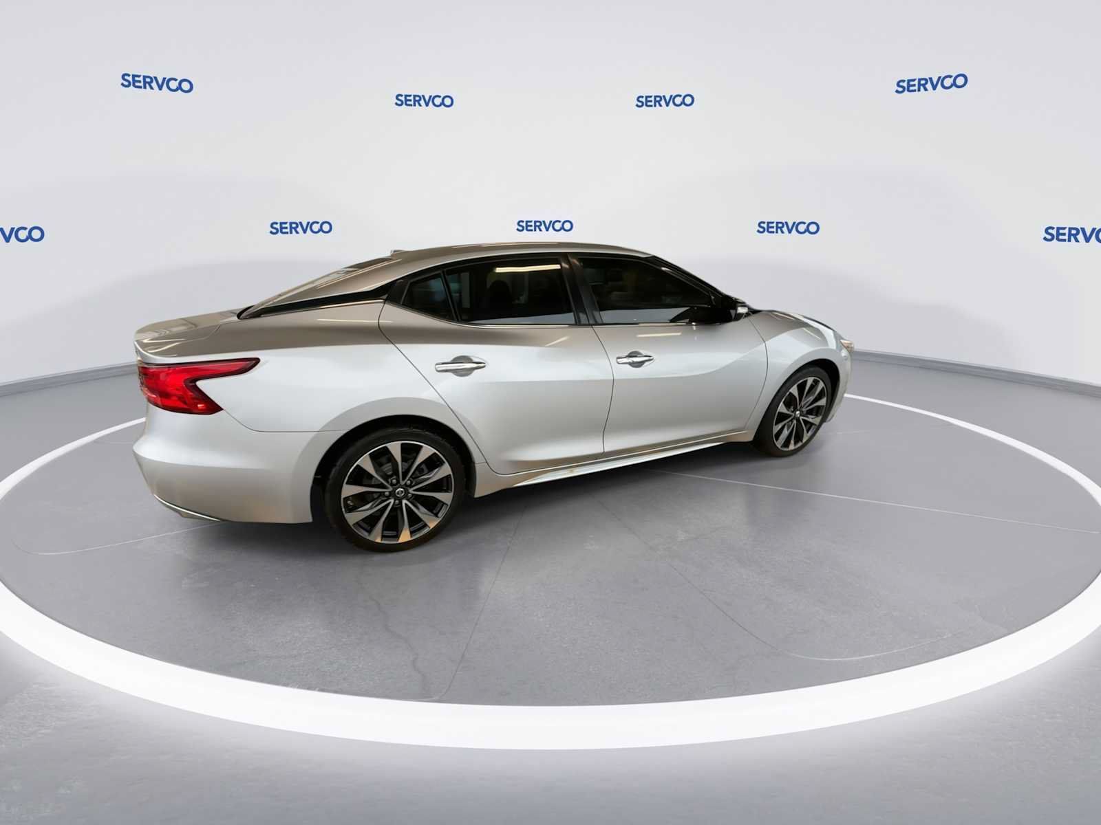 Used 2016 Nissan Maxima SR FWD image 8