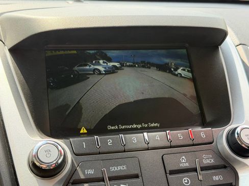 Used 2013 GMC Terrain SLE FWD image 18
