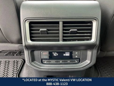 Certified 2025 Volkswagen Atlas SEL Premium R-Line image 14