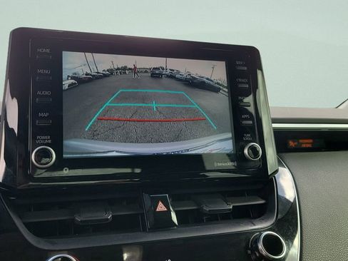 Used 2022 Toyota Corolla LE image 17