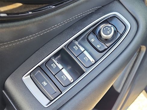 Used 2023 Subaru Outback Limited image 31