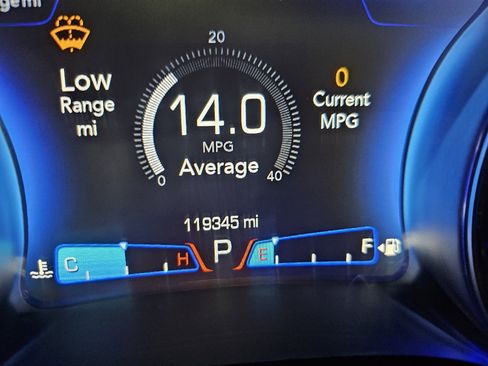 Used 2016 Chrysler 300 S w/ 300S Premium Group image 14