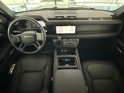 Certified 2024 Land Rover Defender 110 X-Dynamic SE image 11